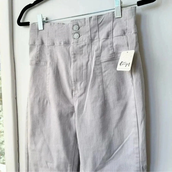 NWT Free People Jayde Flare Jeans High Rise We The Free in Lavender Purple 27 - Picture 8 of 14